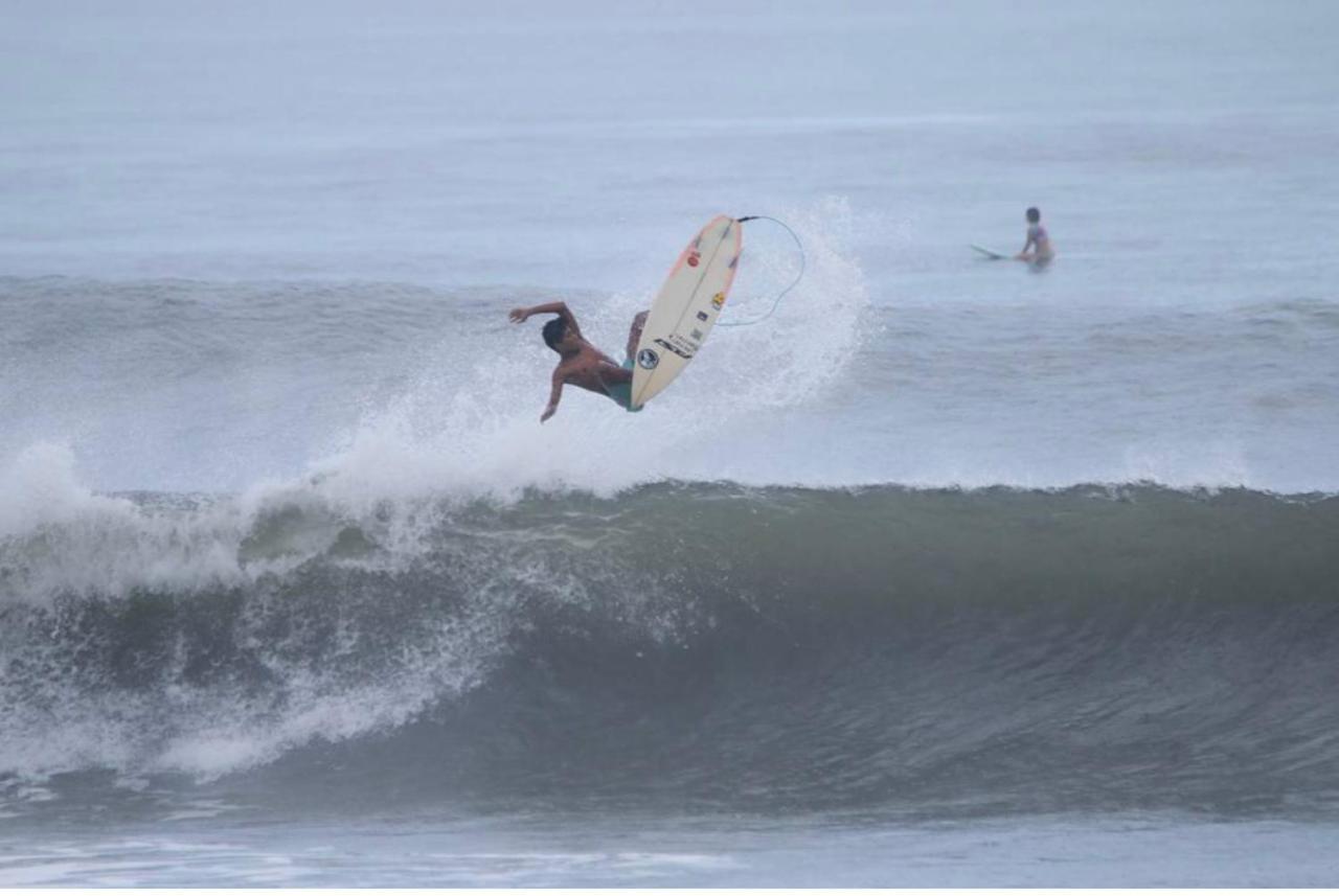 Surfers Villa Medewi Jembrana  Ngoại thất bức ảnh