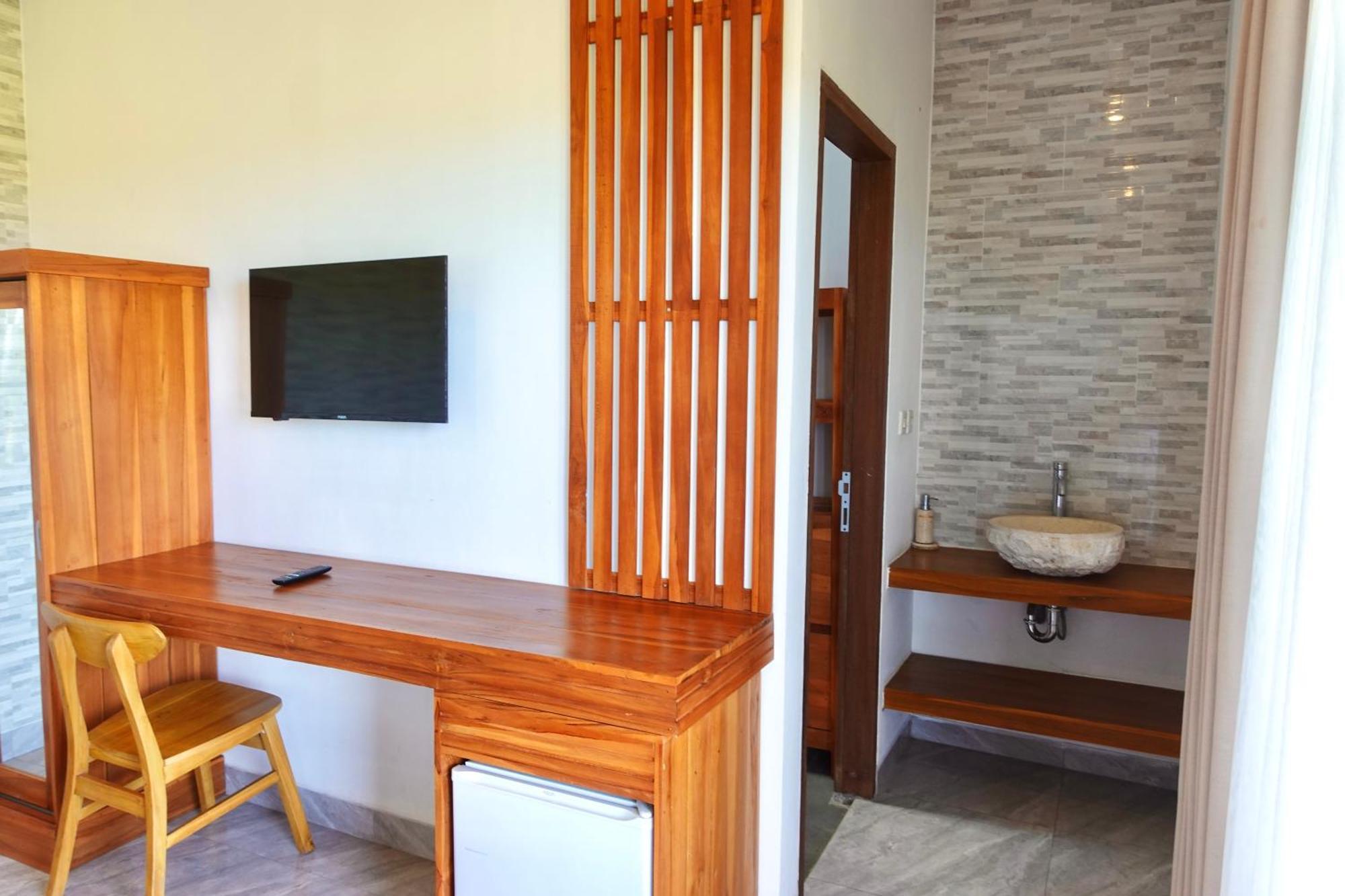 Surfers Villa Medewi Jembrana  Phòng bức ảnh